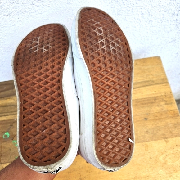 Vans Women's Lace-Up Shoes Size 7 - Picture 16 of 16